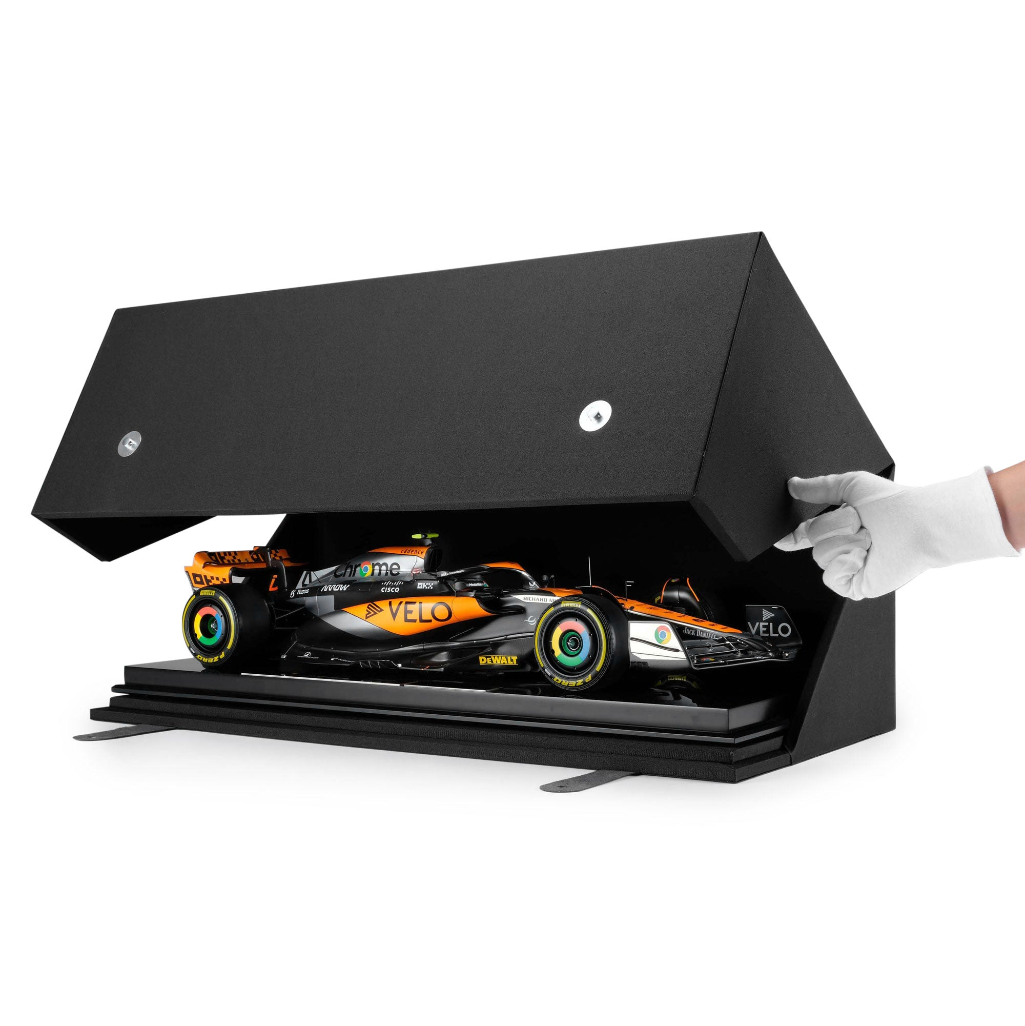 Limited Edition F1® Lando Norris 2023 McLaren MCL60 1:8 Scale Model Car – British GP