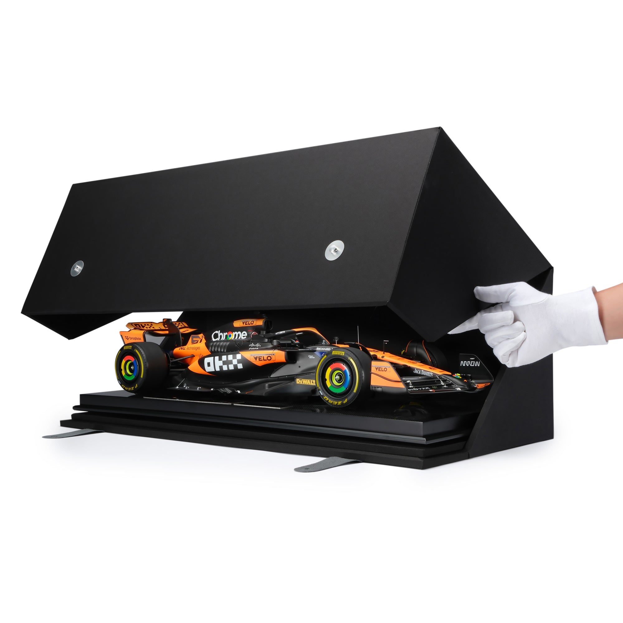 Limited Edition Oscar Piastri 2024 McLaren MCL38 1:8 Scale Model – Miami GP