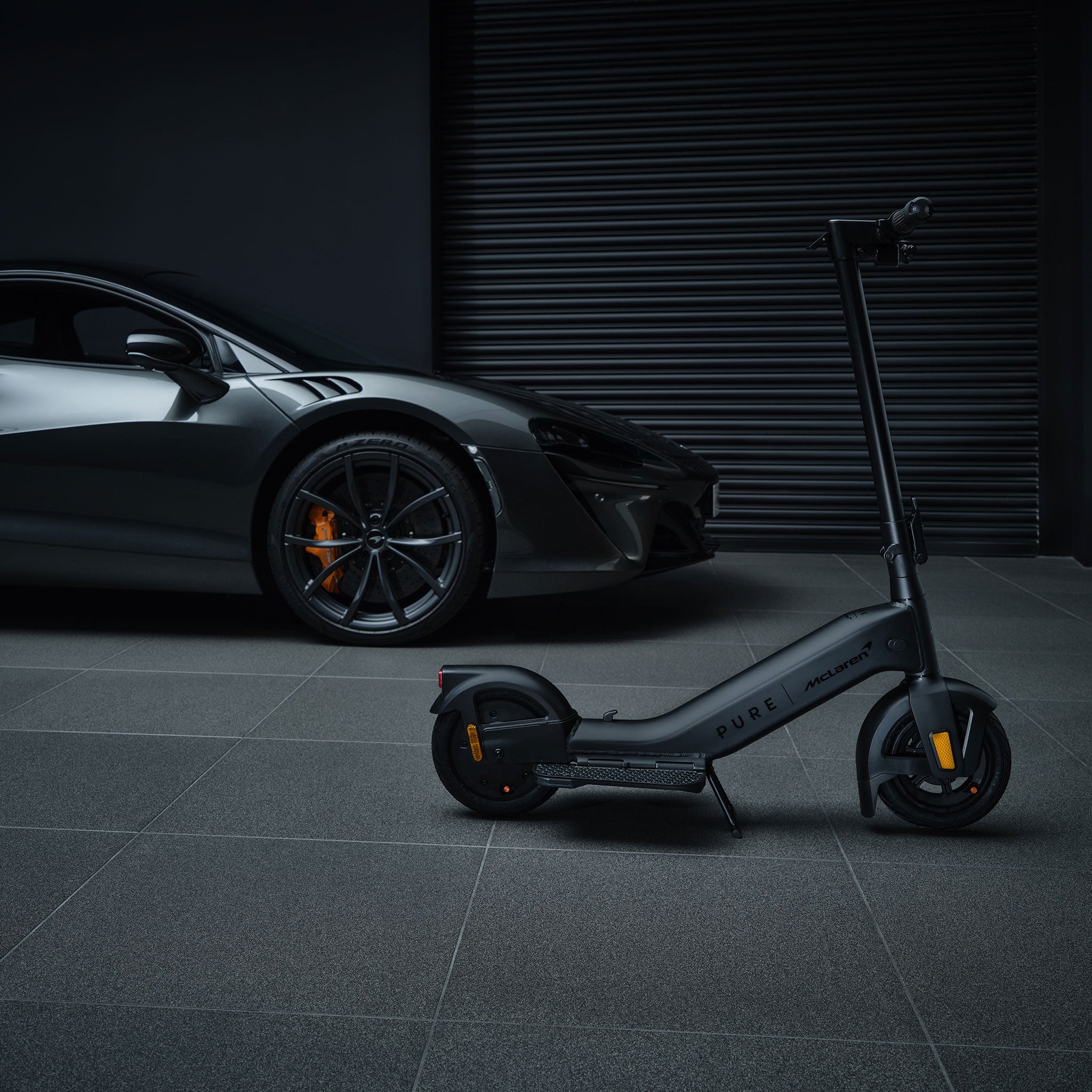 Pure x McLaren E-Scooter – Black Edition