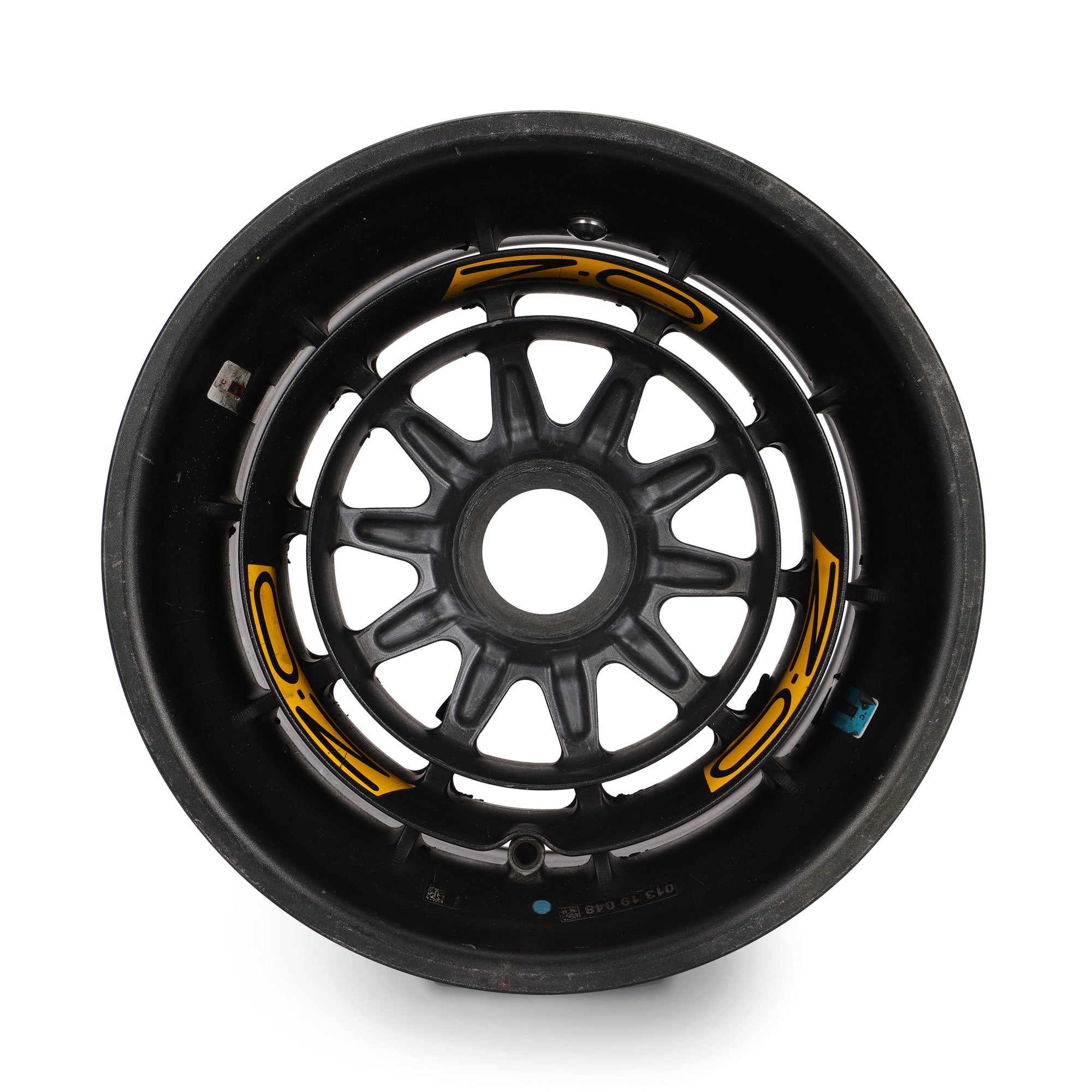 Renault F1 Team 2017 Front Wheel Rim Table