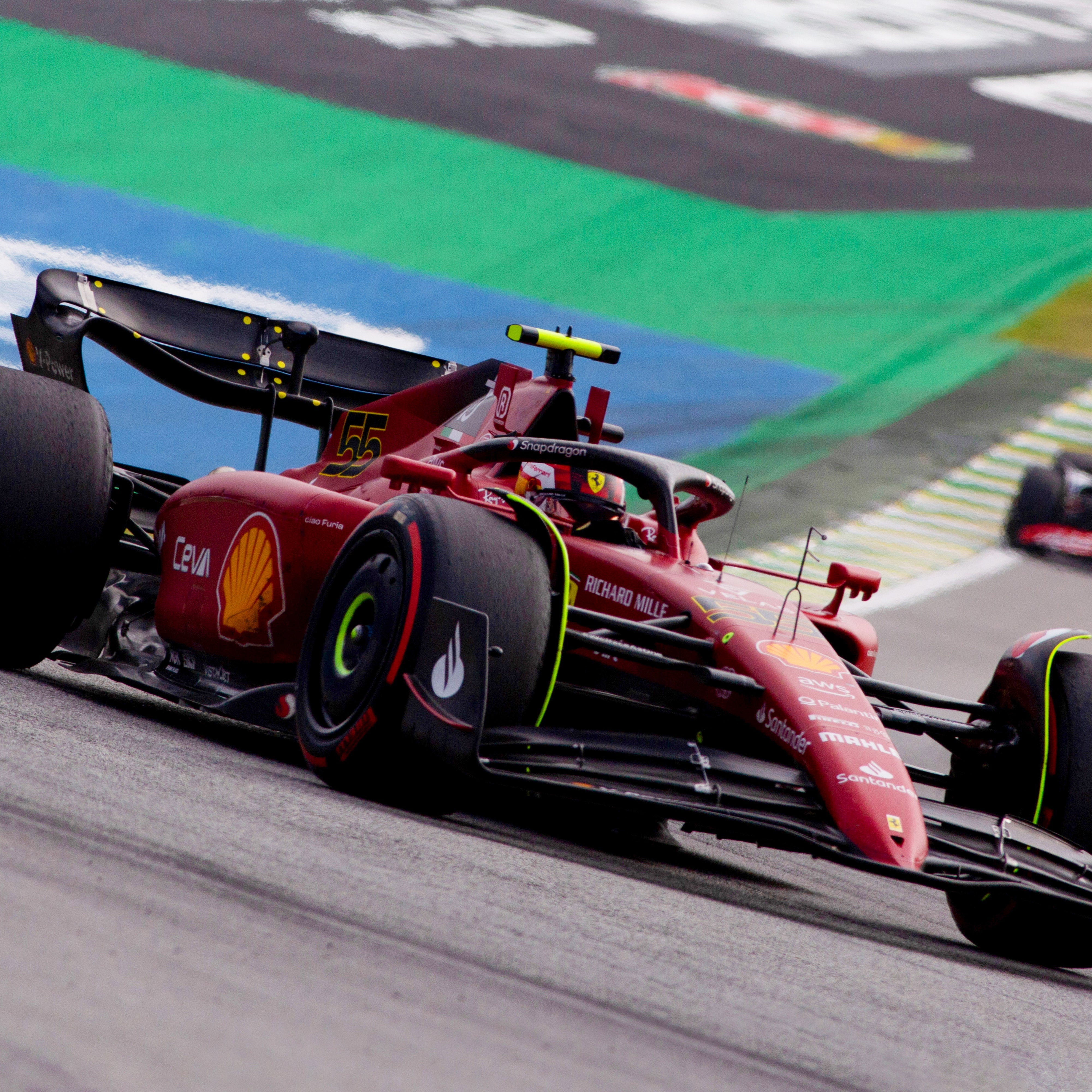 Carlos Sainz 2022 Scuderia Ferrari F1-75 1:8 Scale Model – Bahrain GP