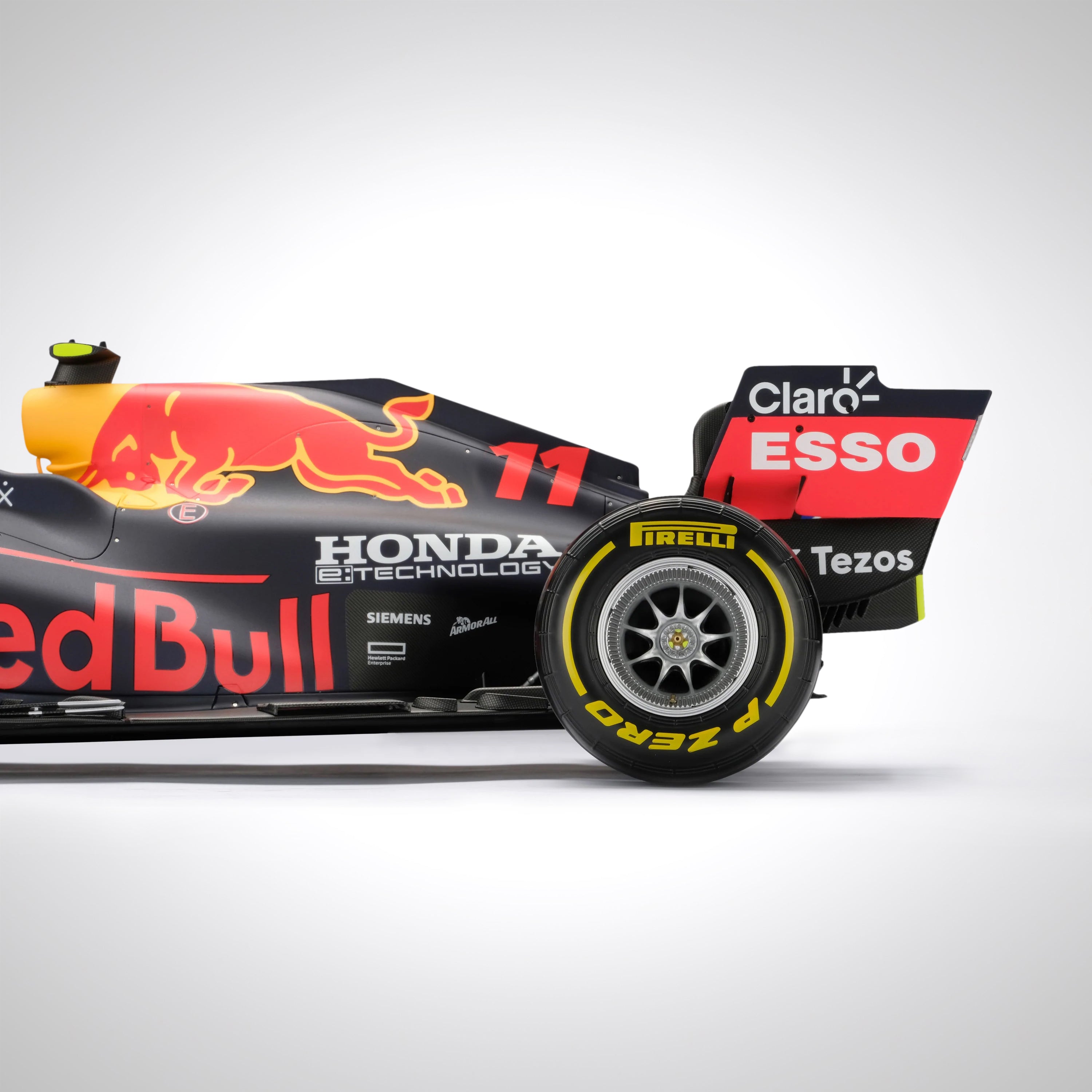 Sergio Perez 2021 Oracle Red Bull Racing F1 Team RB16B 1:8 Scale Model – Abu Dhabi GP 